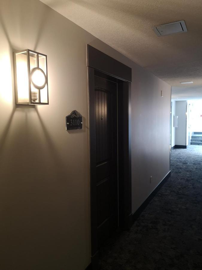 Rocky Mountain Getaway Apartamento Canmore Exterior foto